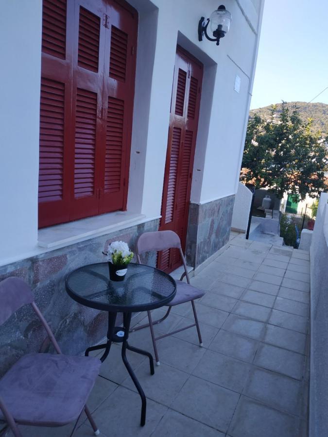 Elthimia'S Apartment Poros Town Extérieur photo